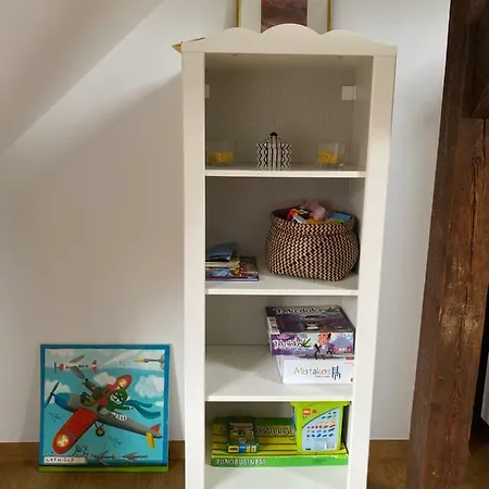Pola's Loft In Old Town Апартаменты