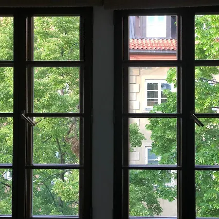Pola's Loft In Old Town Апартаменты *